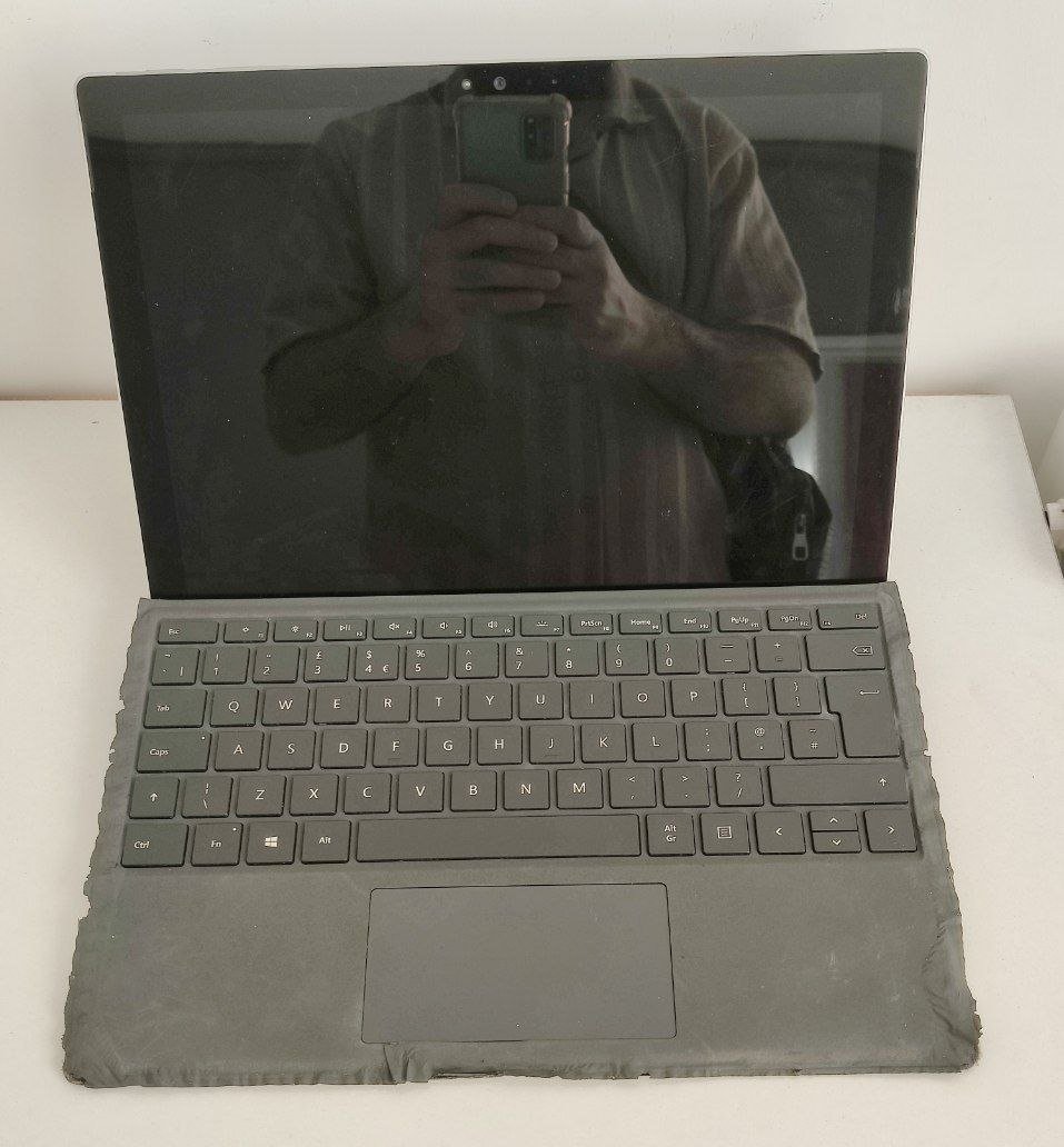 سرفیس پرو4 i5 6300