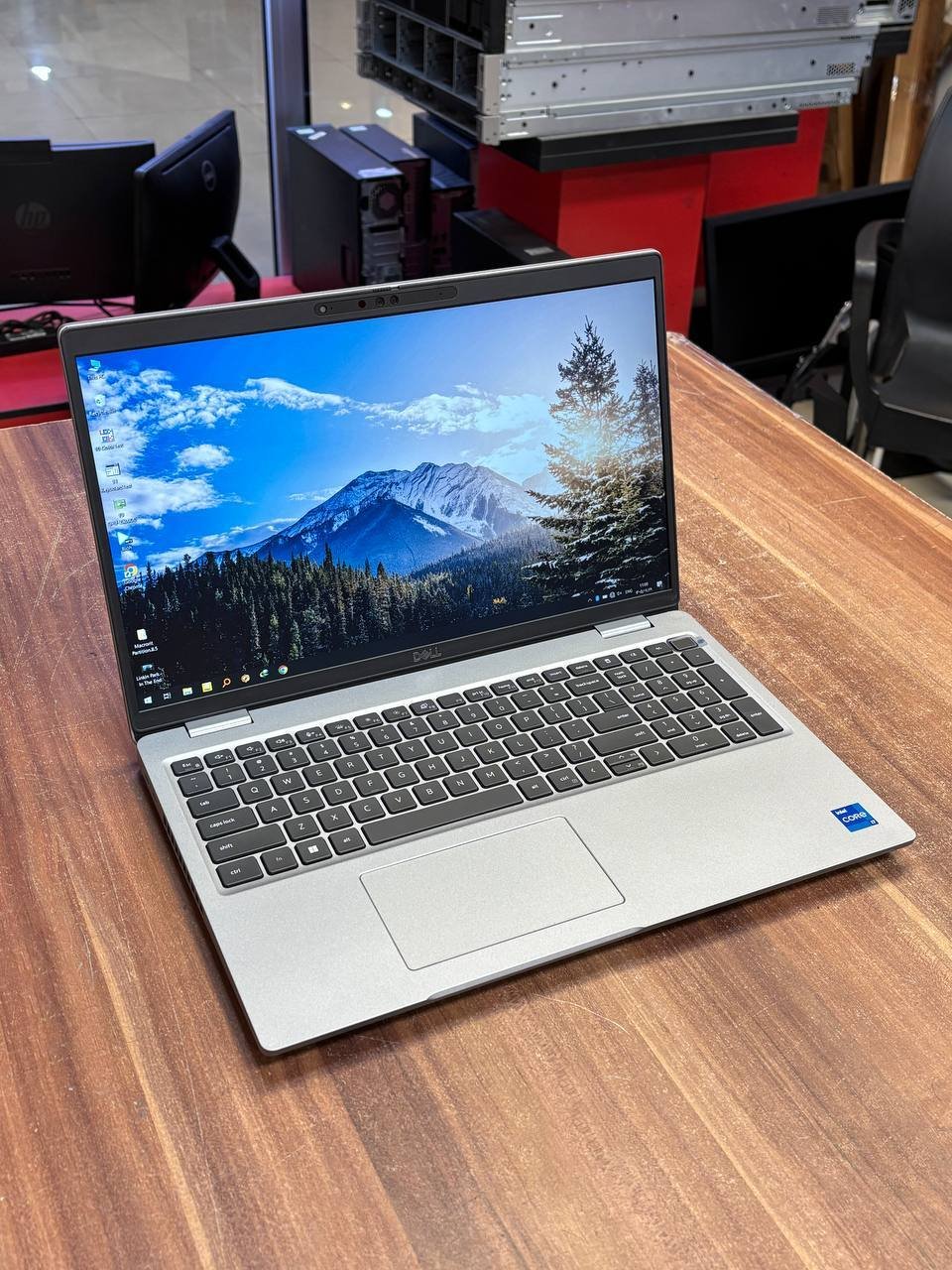 لپ‌تاپ DELL مدلPRECISION 3571