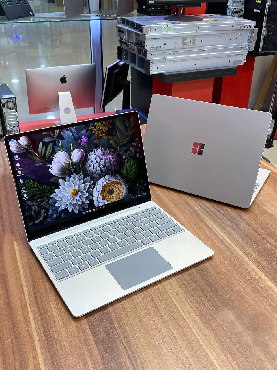 لپتاپ  Microsoft مدل Surface GO 3