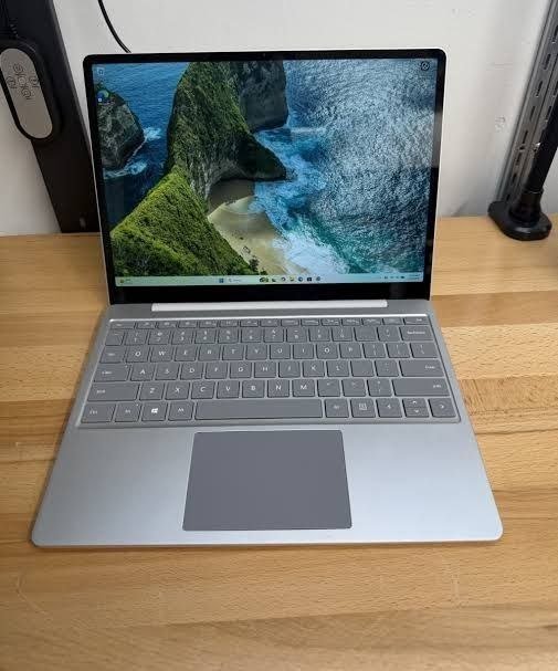 Surface Go