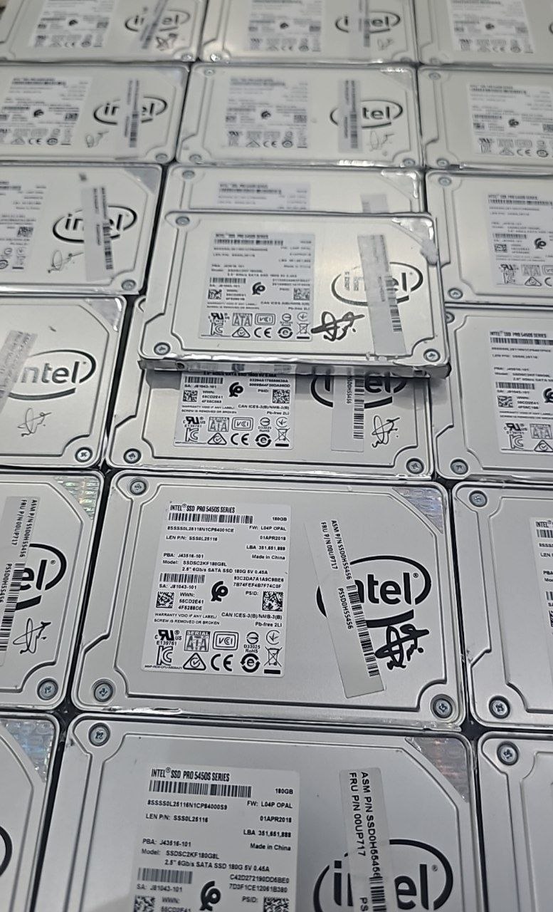 ssd 180G  intel  سلامت80+