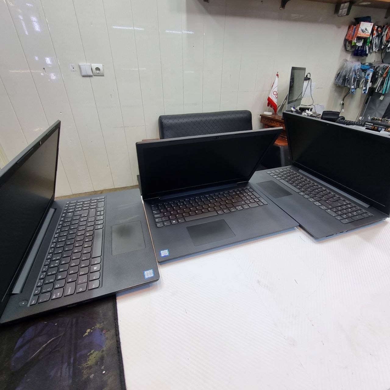 ? لپ‌تاپ Lenovo V130-15IKB